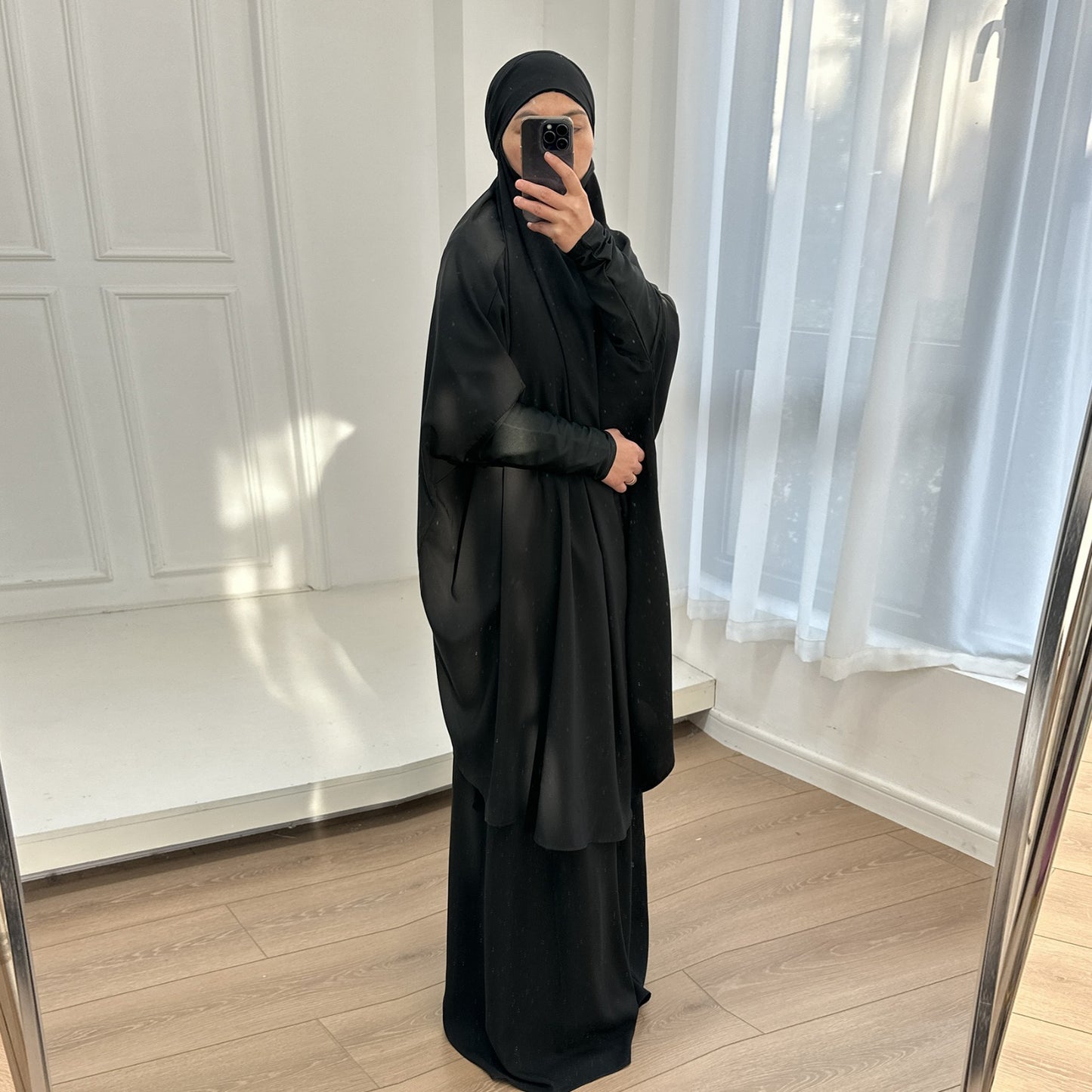 Jilbab Amina