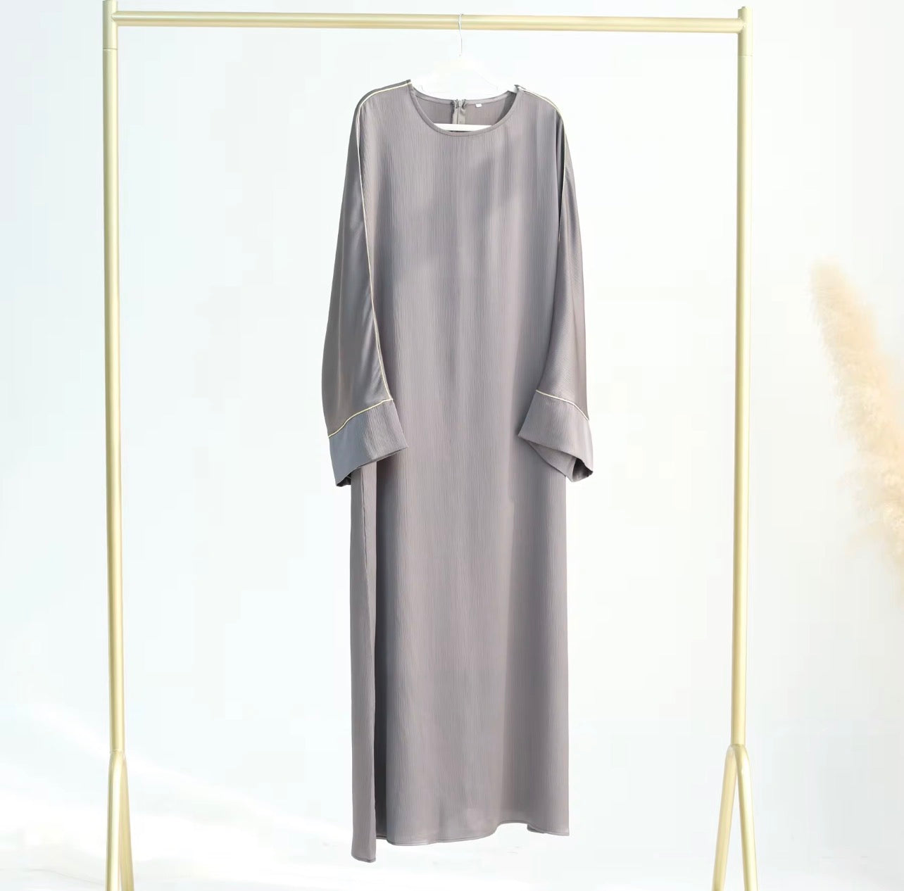 LAYINA Abaya